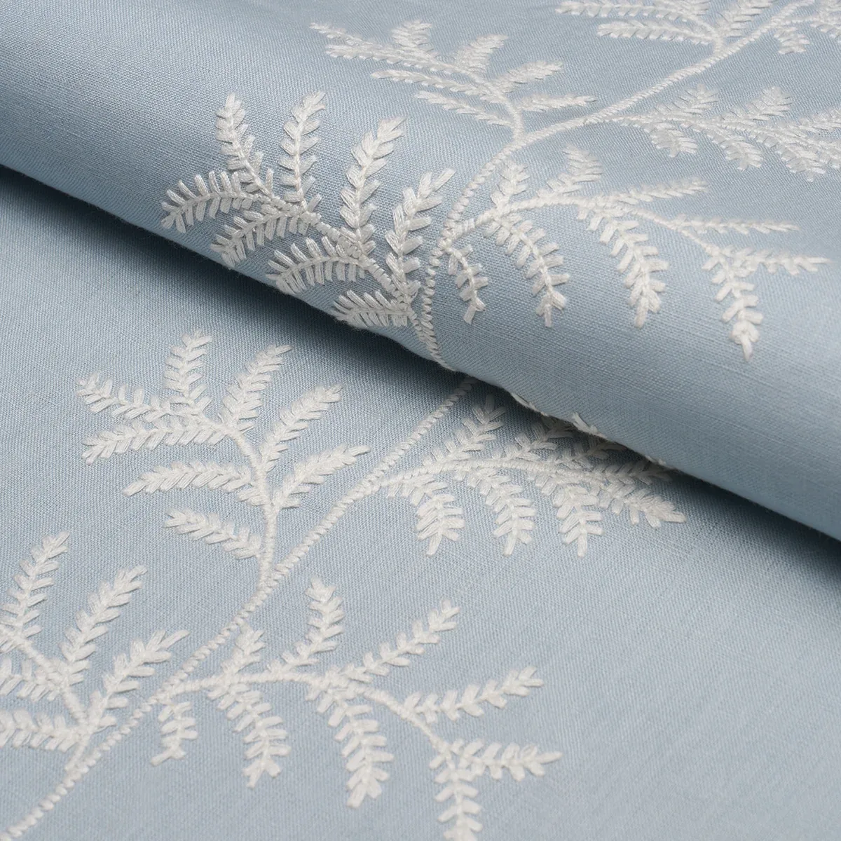 85632 | ELOISE EMBROIDERY – SKY