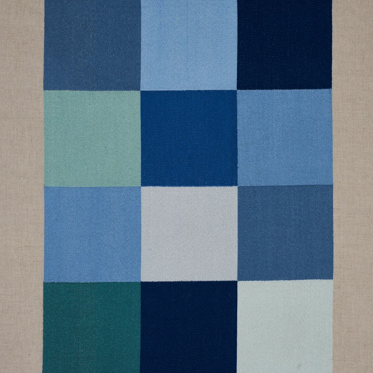 81831 | EMBROIDERED TILE – BLUE