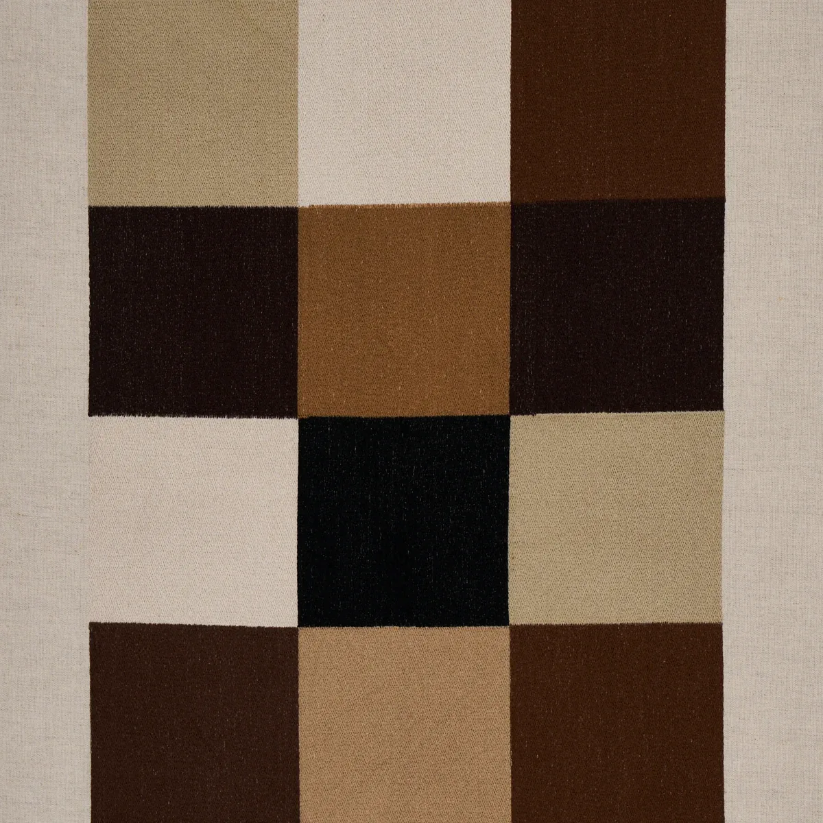 81833 | EMBROIDERED TILE – STRONG NEUTRAL
