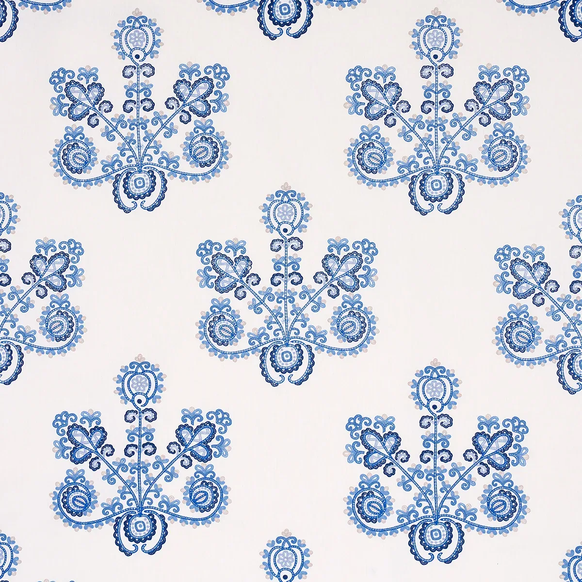 74454 | ESTRELLA EMBROIDERY – PORCELAIN