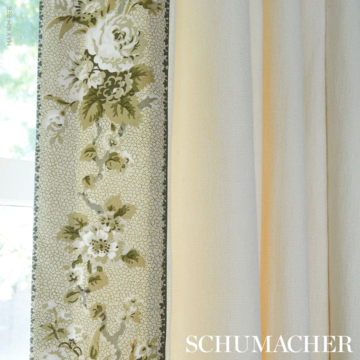 FINN HEAVYWEIGHT LINEN Fabric – IVORY | Schumacher | Wallpap FINN HEAVYWEIGHT LINEN fabric IVORY color by Schumacher