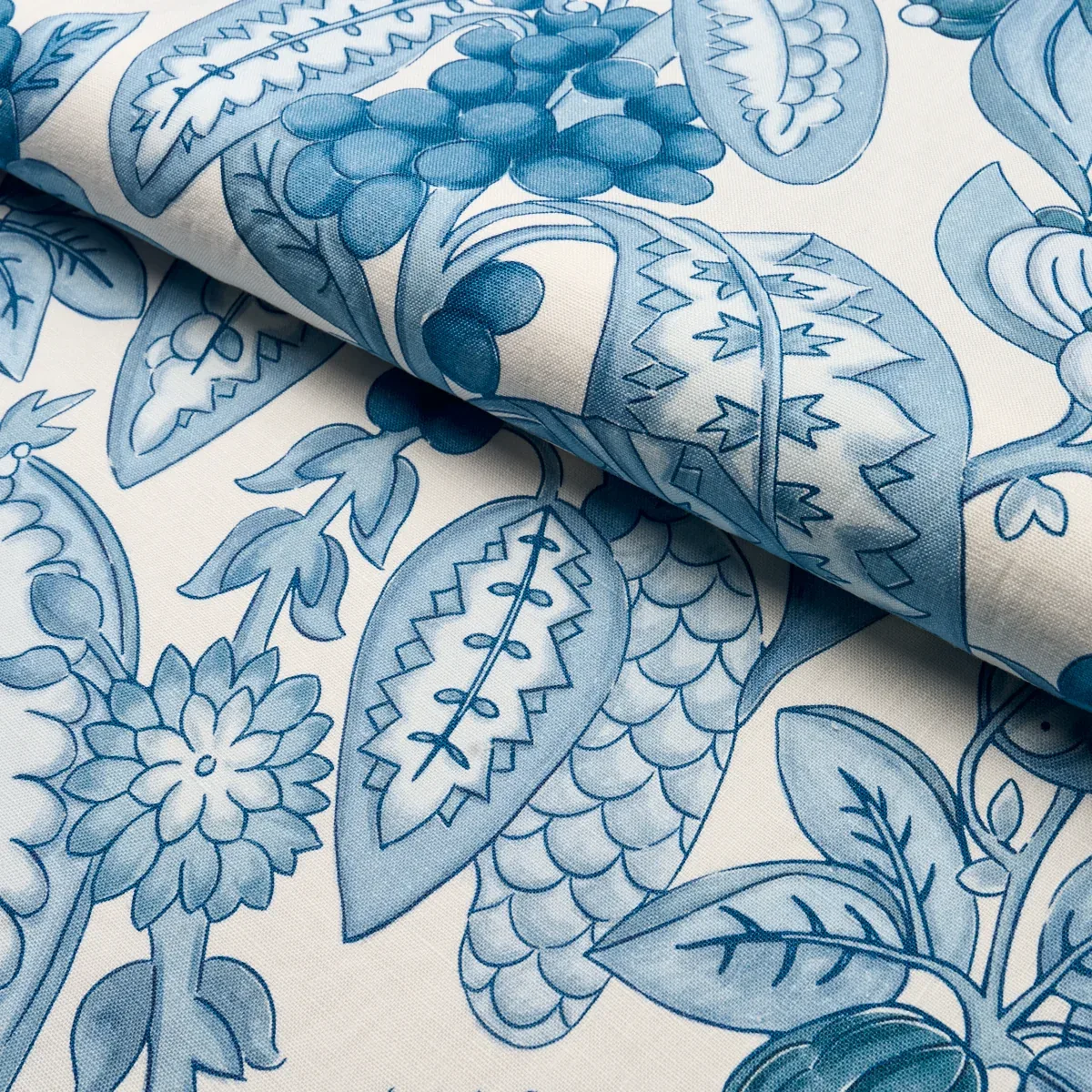 FRUITS DE SAISON Fabric – MÉDITERRANÉE | Schumacher | Wallpa FRUITS DE SAISON fabric MÉDITERRANÉE color by Schumacher