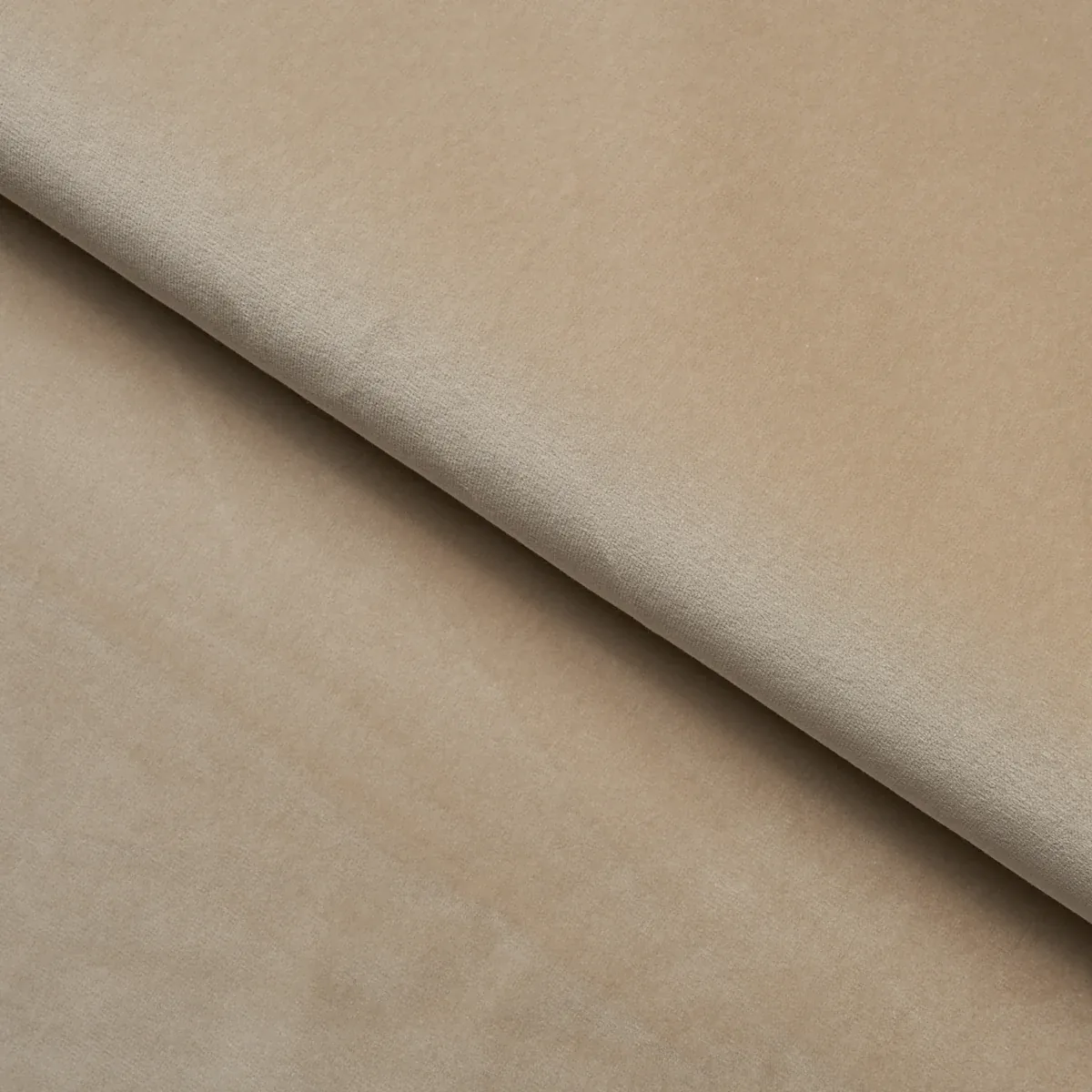 GAINSBOROUGH VELVET Fabric – BISQUE | Schumacher | Wallpaper GAINSBOROUGH VELVET fabric BISQUE color by Schumacher
