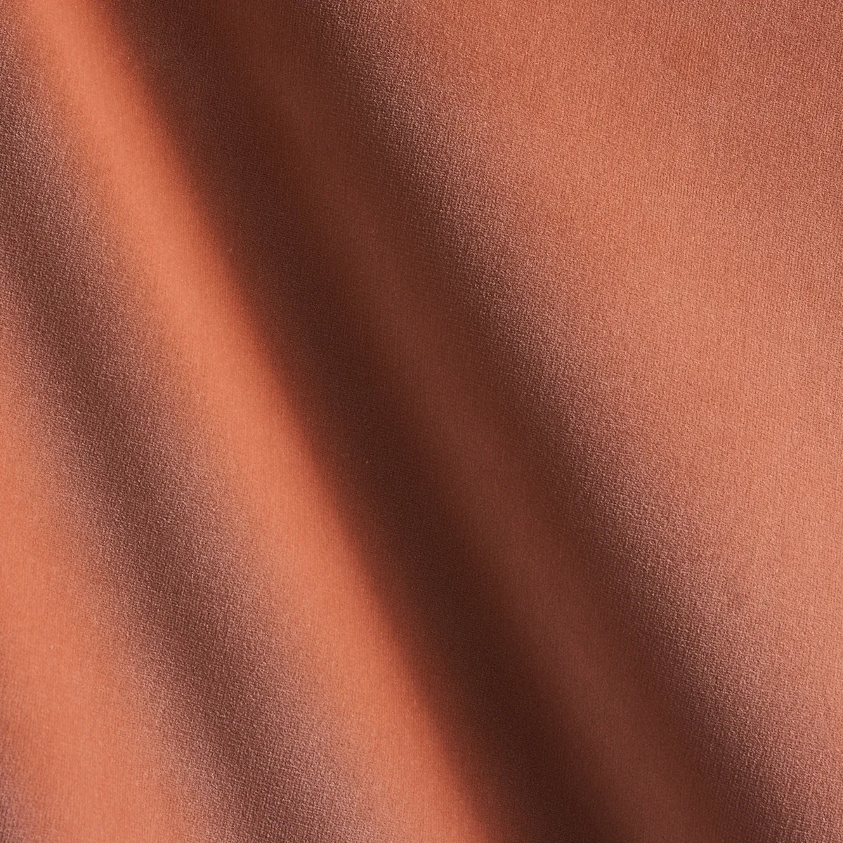 42706 | GAINSBOROUGH VELVET – CONCH