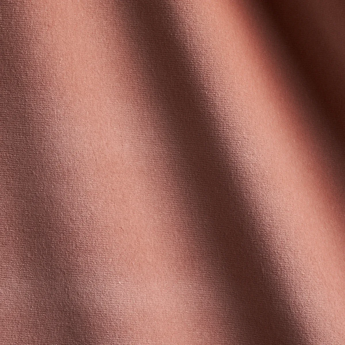 42705 | GAINSBOROUGH VELVET – PETAL