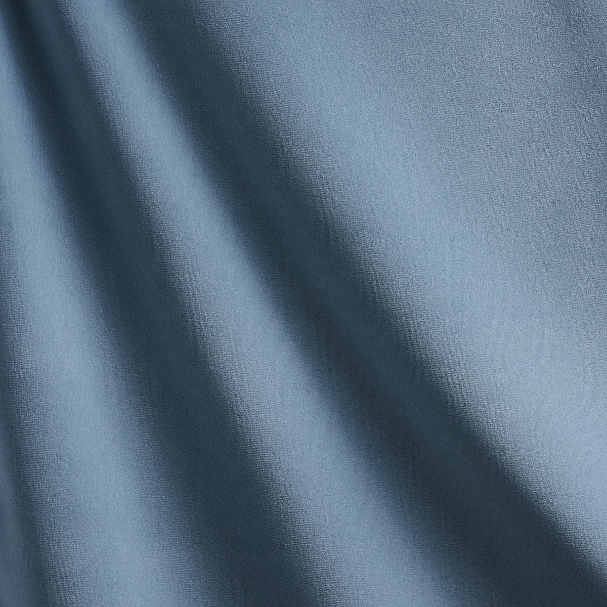 42739 | GAINSBOROUGH VELVET – SKY