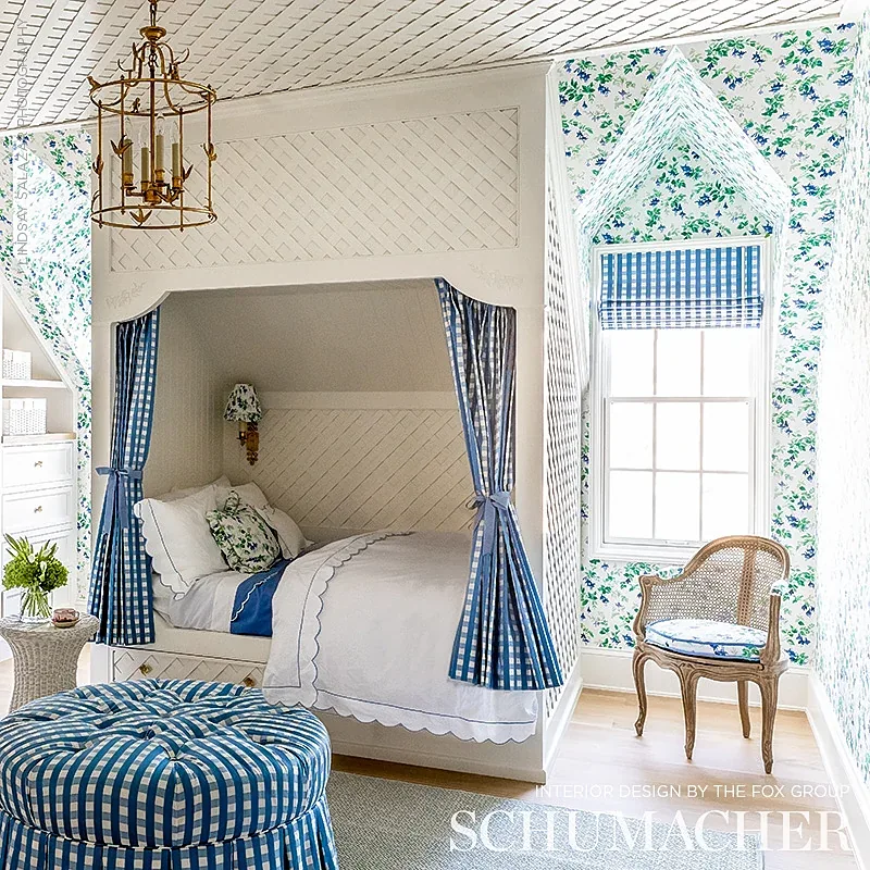 GARDEN GATE CHINTZ Fabric – COBALT | Schumacher | Wallpaper GARDEN GATE CHINTZ fabric COBALT color by Schumacher