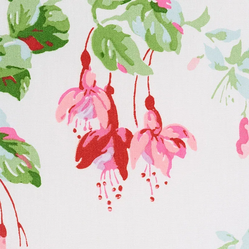 GARDEN GATE CHINTZ Fabric – MAGENTA | Schumacher | Wallpaper GARDEN GATE CHINTZ fabric MAGENTA color by Schumacher
