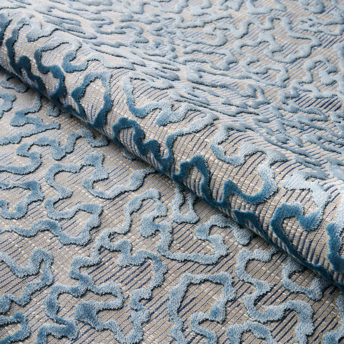 75223 | JANIS VELVET – MOONSTONE