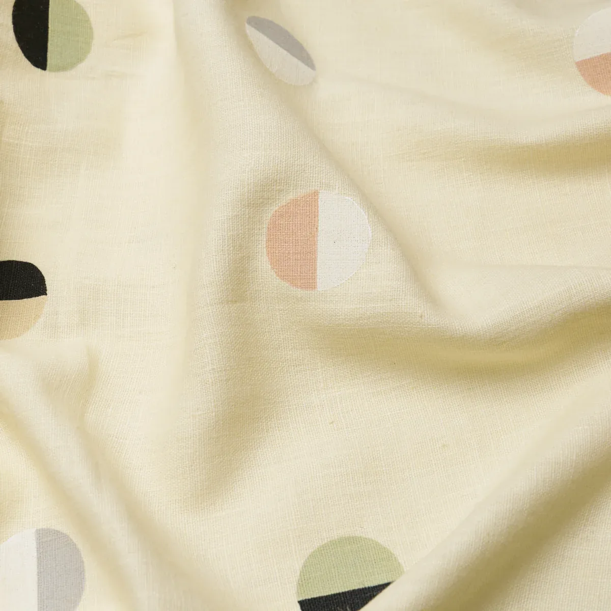 JOSHUA TREE Fabric – MULTI ON SUN | Schumacher | Wallpaper T JOSHUA TREE fabric MULTI ON SUN color by Schumacher