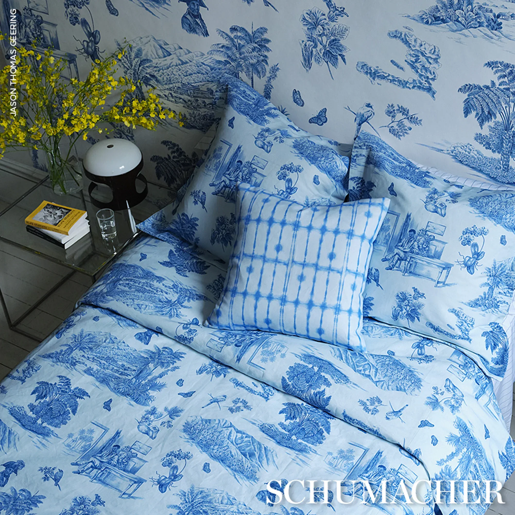 JULIE Fabric – BLUE | Schumacher | Wallpaper Twins JULIE fabric BLUE color by Schumacher