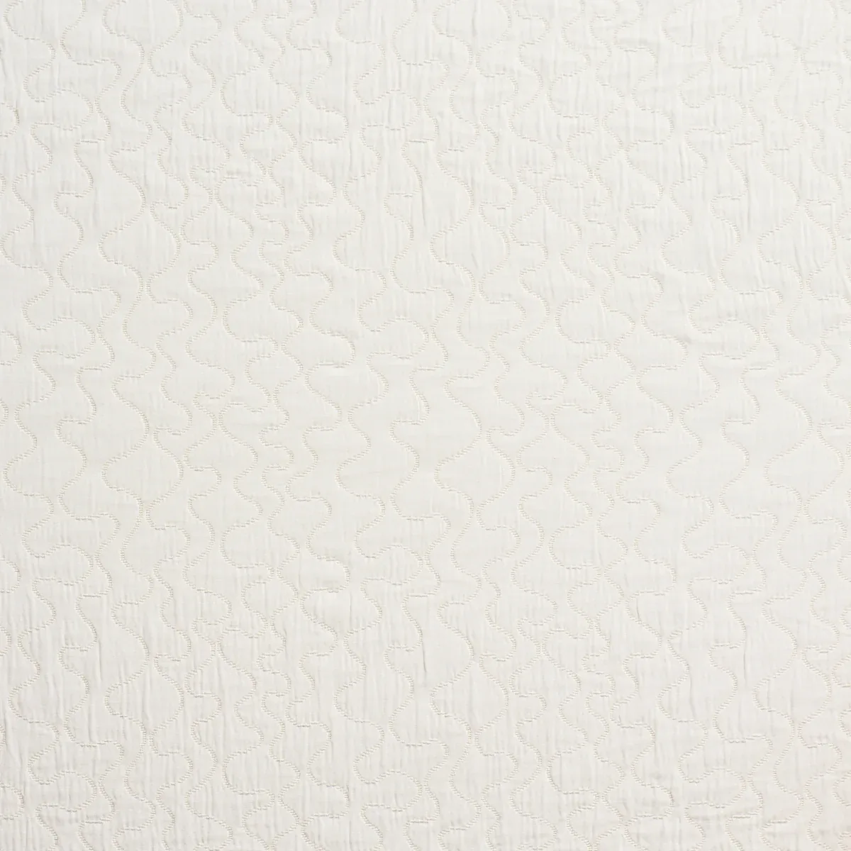 LA BELLE MATELASSÉ Fabric – IVORY | Schumacher | Wallpaper T LA BELLE MATELASSÉ fabric IVORY color by Schumacher