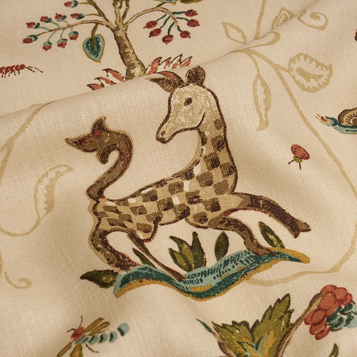 LA MENAGERIE Fabric – CREAM | Schumacher | Wallpaper Twins LA MENAGERIE fabric CREAM color by Schumacher