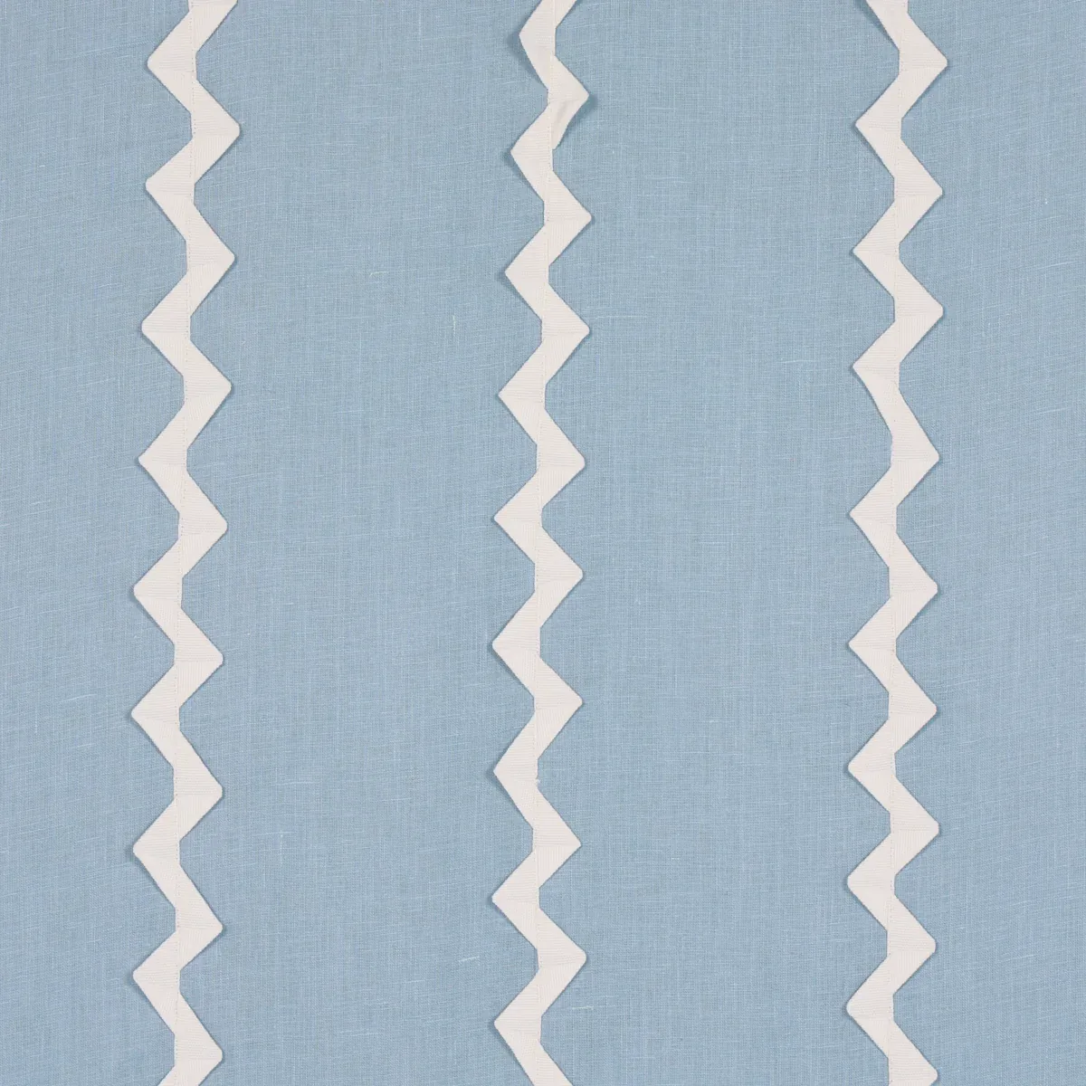 LAZARE APPLIQUÉ fabric IVORY ON CHAMBRAY color by Schumacher