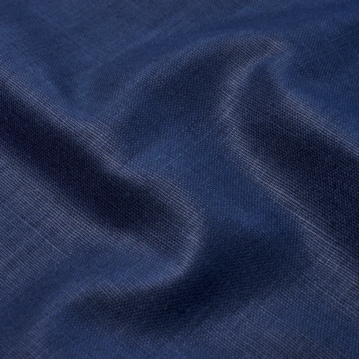 LEO GLAZED LINEN Fabric – NAVY | Schumacher | Wallpaper Twin LEO GLAZED LINEN fabric NAVY color by Schumacher
