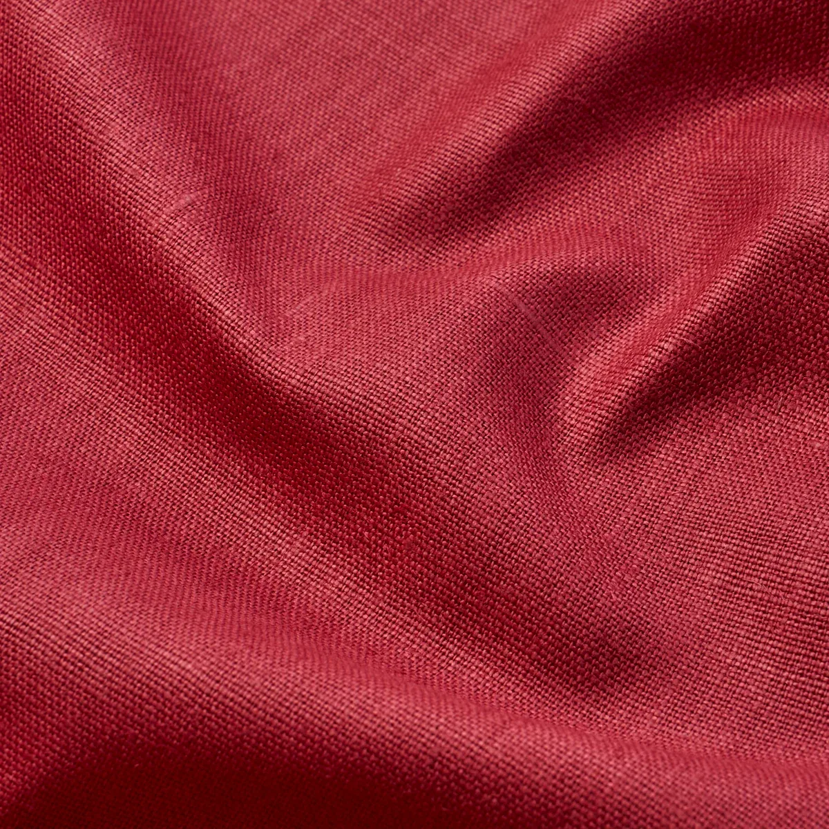 LEO GLAZED LINEN Fabric – RED | Schumacher | Wallpaper Twins LEO GLAZED LINEN fabric RED color by Schumacher