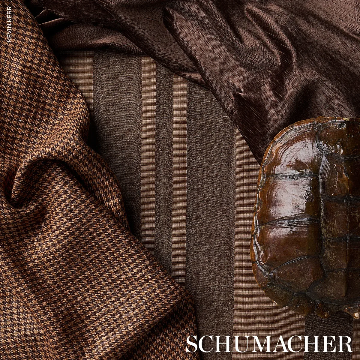 LOTTI LINEN HOUNDSTOOTH Fabric – BROWN | Schumacher | Wallpa LOTTI LINEN HOUNDSTOOTH fabric BROWN color by Schumacher