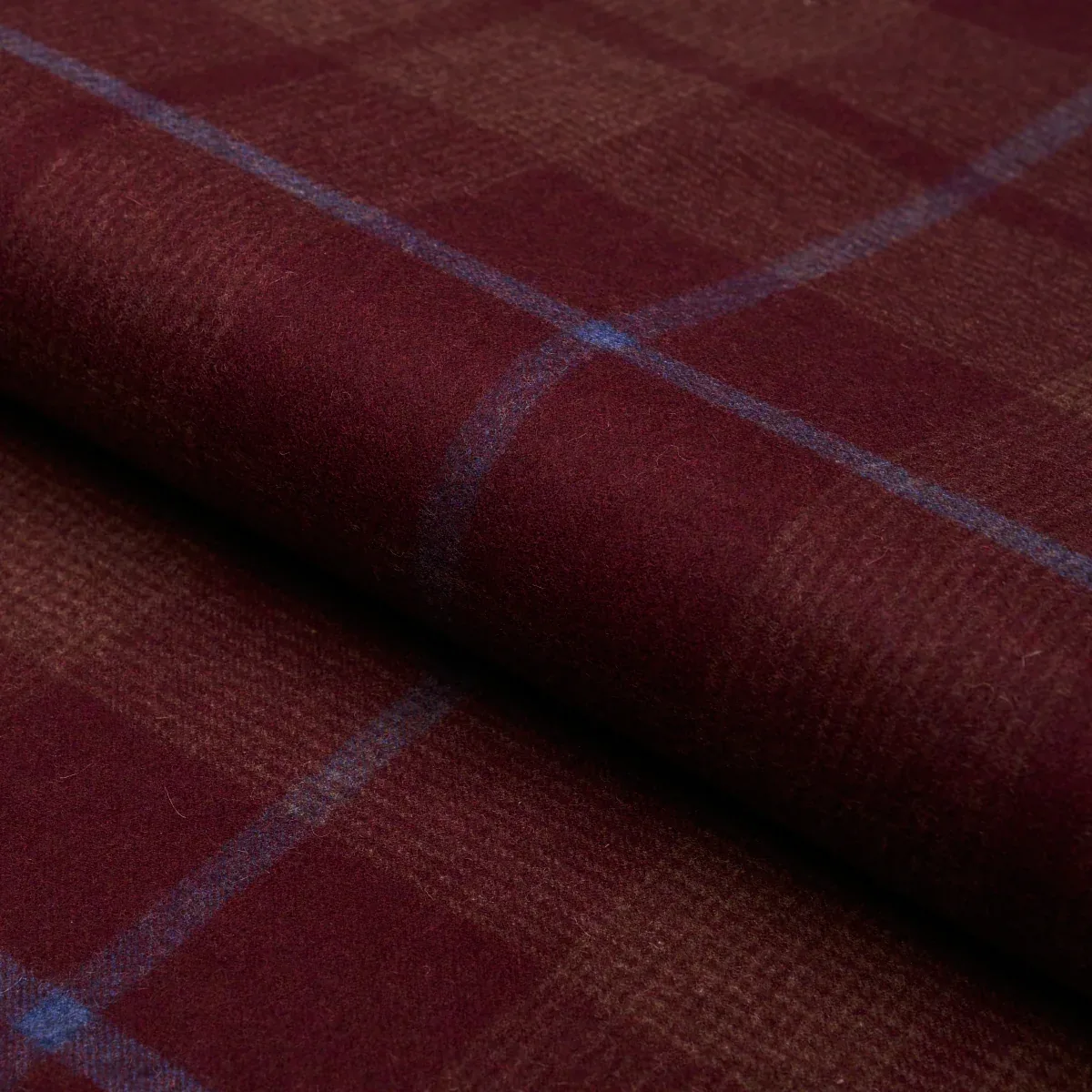 66665 | MONTANA WOOL PLAID – BURGUNDY