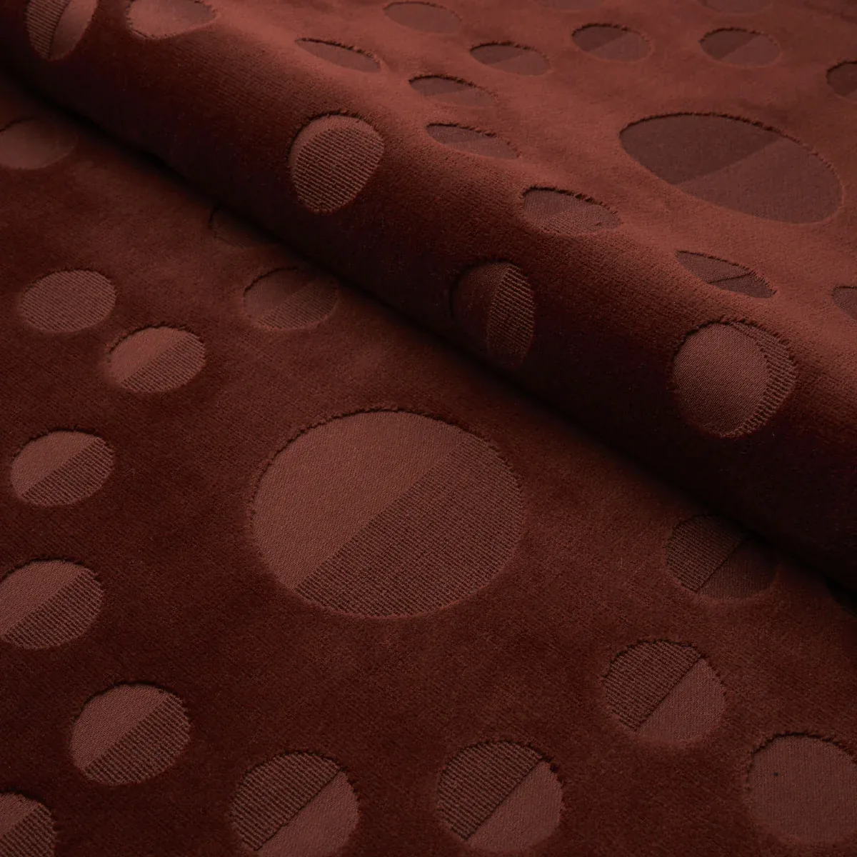 83191 | MOON PHASE VELVET – RED