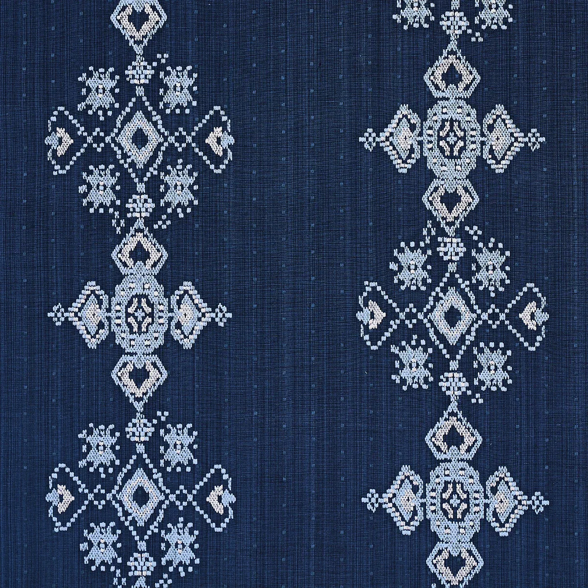 82070 | NADIRA EMBROIDERY – INDIGO