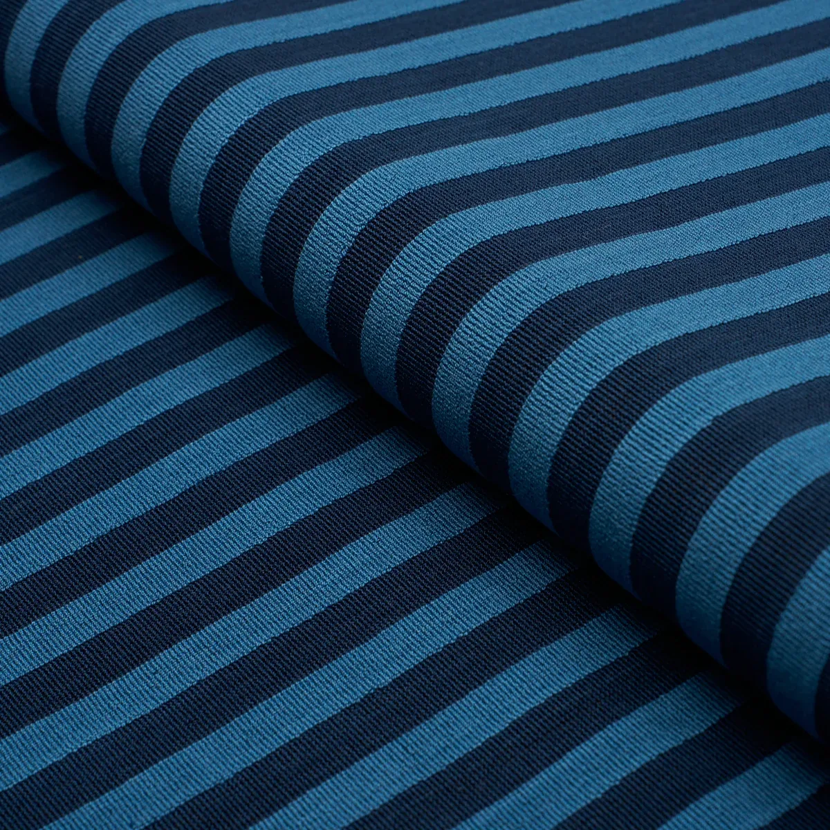 85511 | PIPE ILLUSION – BLEU
