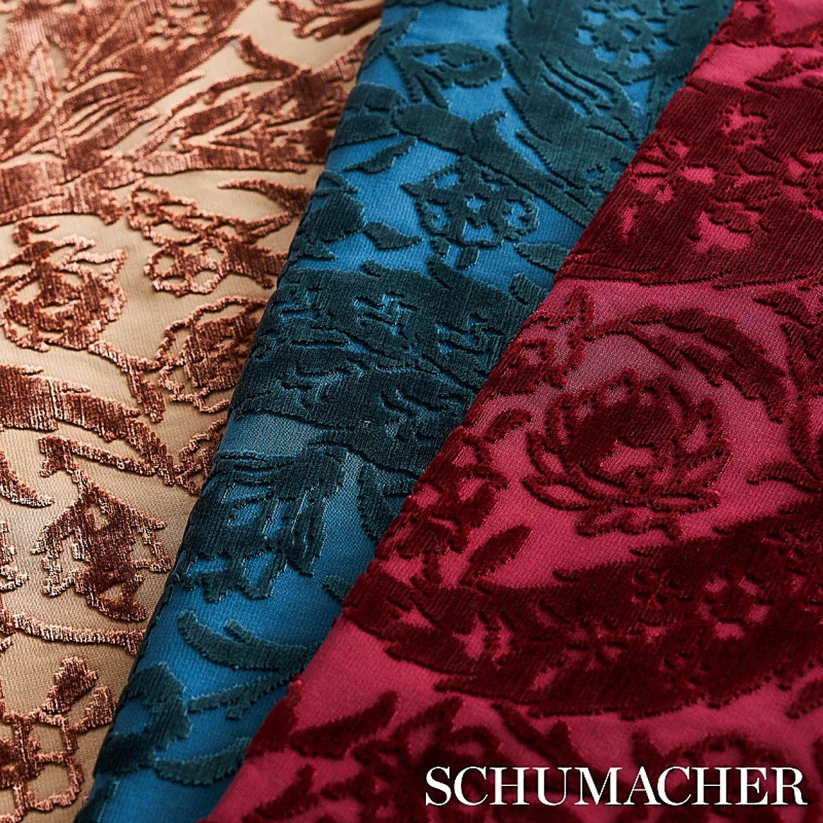 SAZ PAISLEY SILK VELVET Fabric – TERRACOTTA | Schumacher | W SAZ PAISLEY SILK VELVET fabric TERRACOTTA color by Schumacher