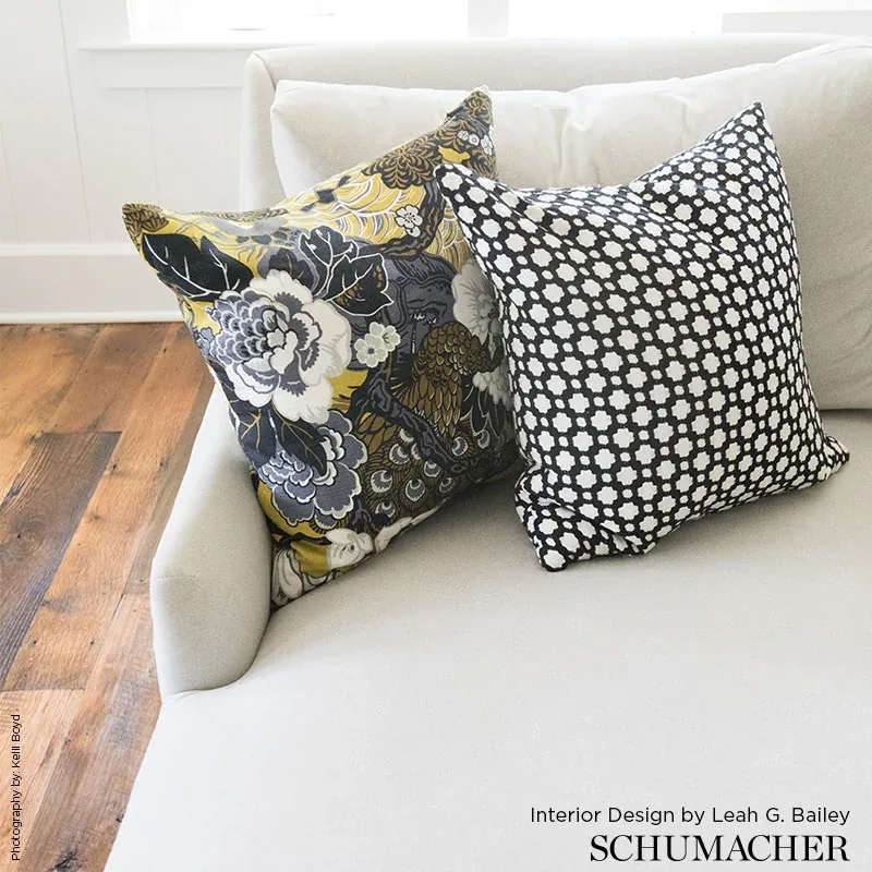 SHANGHAI PEACOCK Fabric – BRASS | Schumacher | Wallpaper Twi SHANGHAI PEACOCK fabric BRASS color by Schumacher