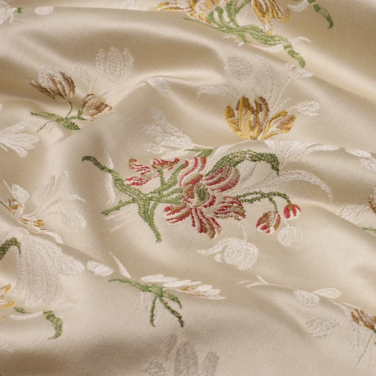 SPITALFIELDS BOUQUET fabric ALABASTER color by Schumacher