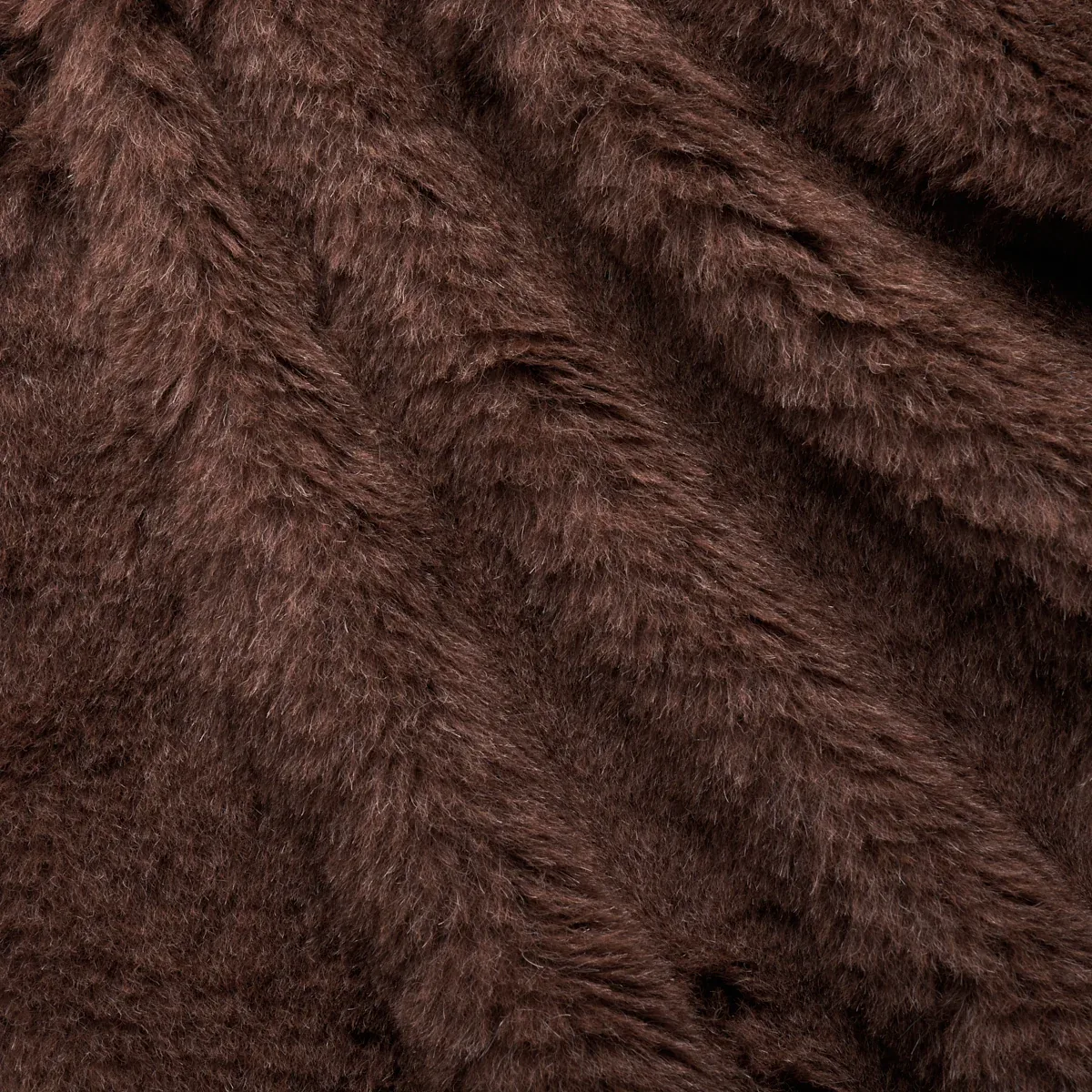 85320 | STRATTON FAUX FUR – SABLE