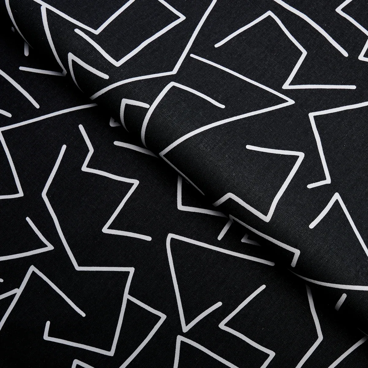 TANGENT PRINT Fabric – CARBON | Schumacher | Wallpaper Twins TANGENT PRINT fabric CARBON color by Schumacher