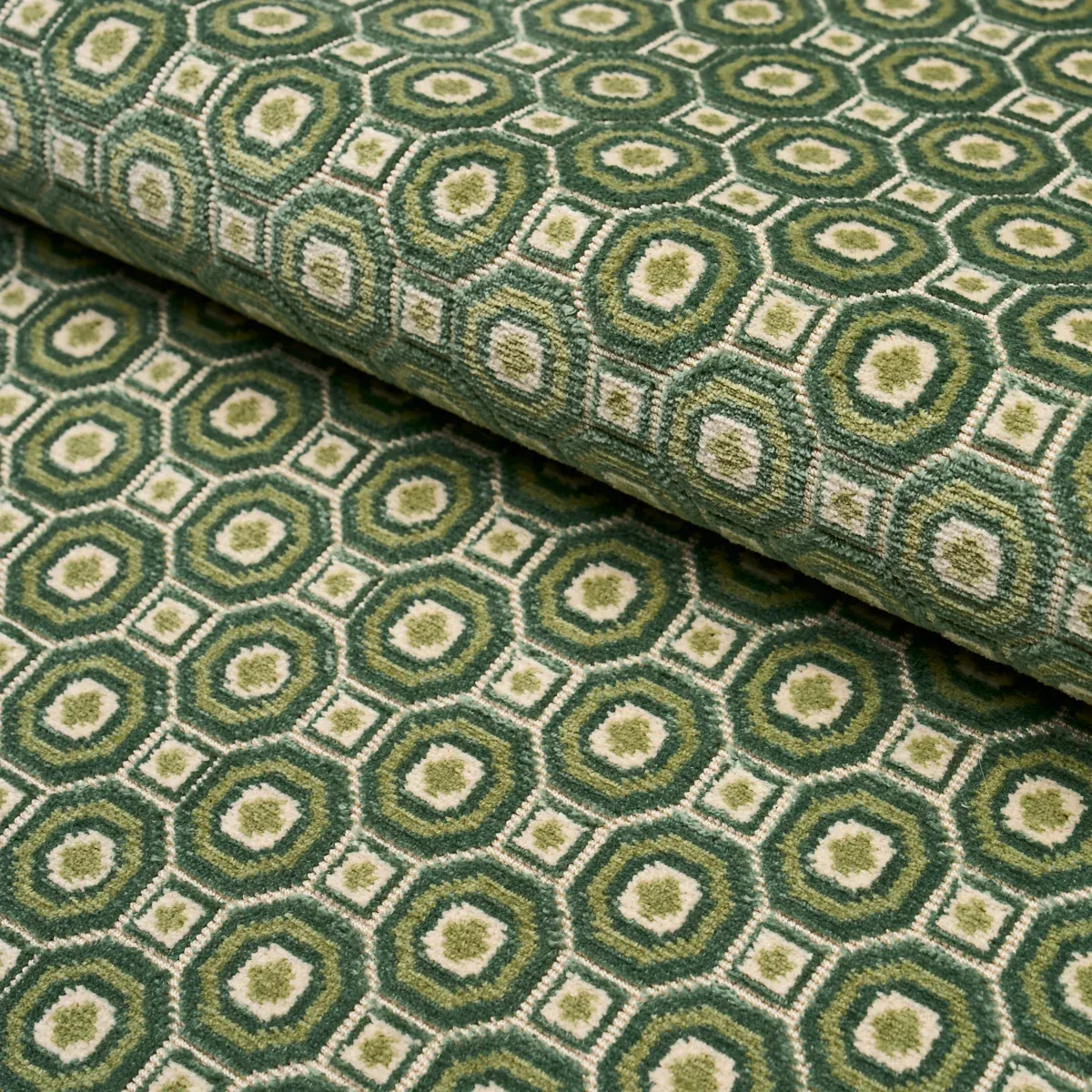 84890 | TRIANON CUT VELVET – JARDIN