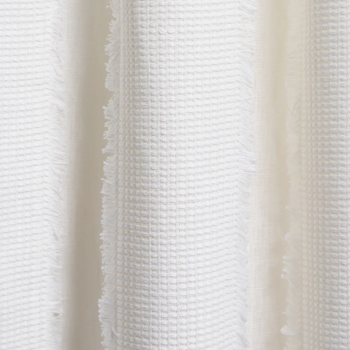 73595 | TULUM CASEMENT – IVORY
