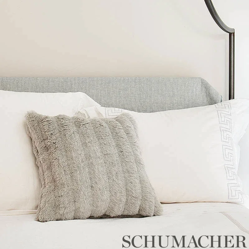 TUNDRA fabric IVORY color by Schumacher