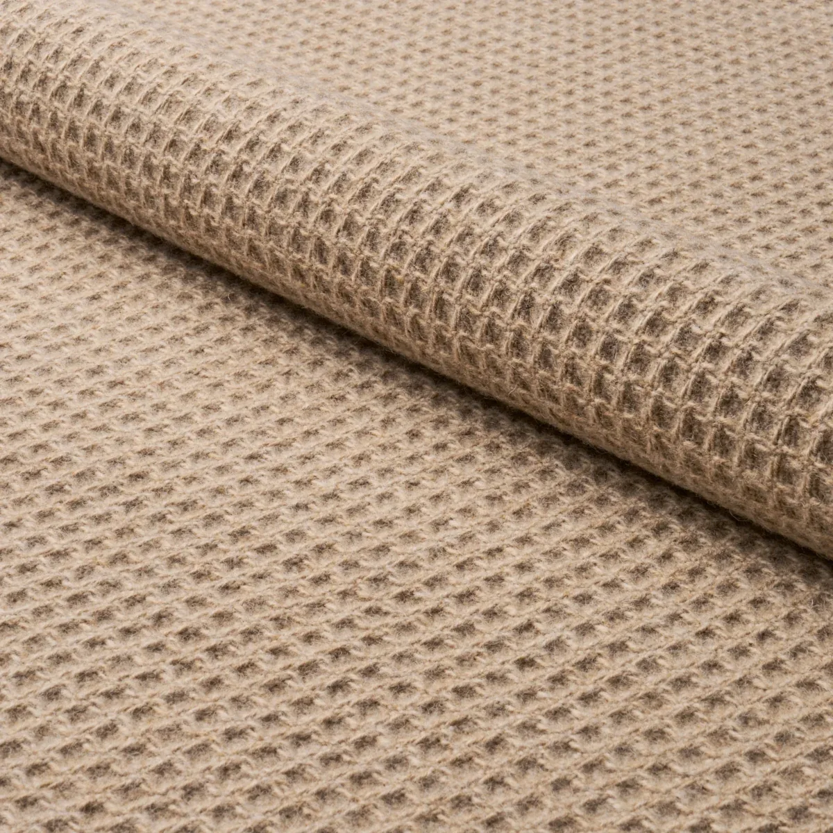 82640 | WALDEN WOOL TEXTURE – WHEAT