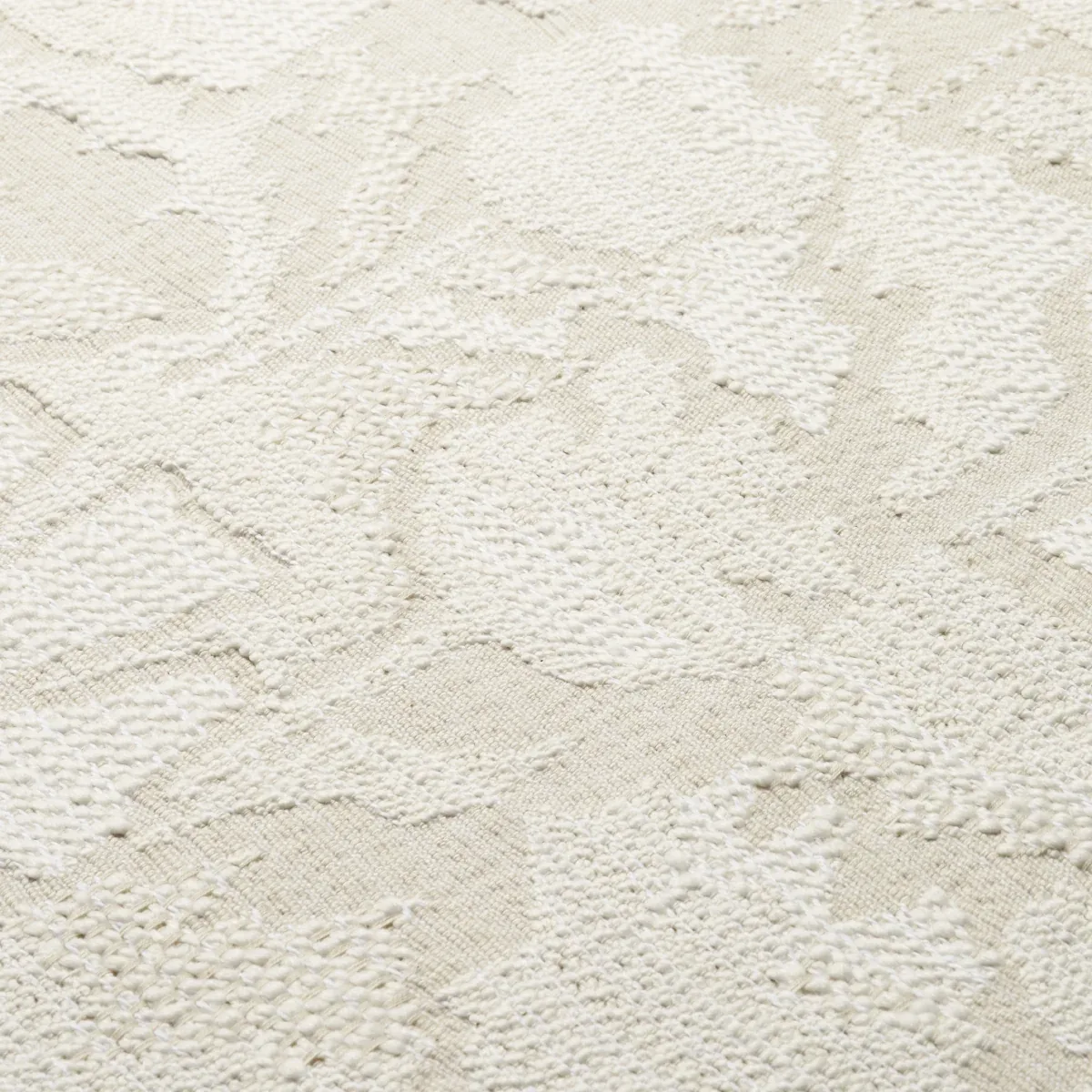 WILD FLOWER fabric IVORY color by Schumacher
