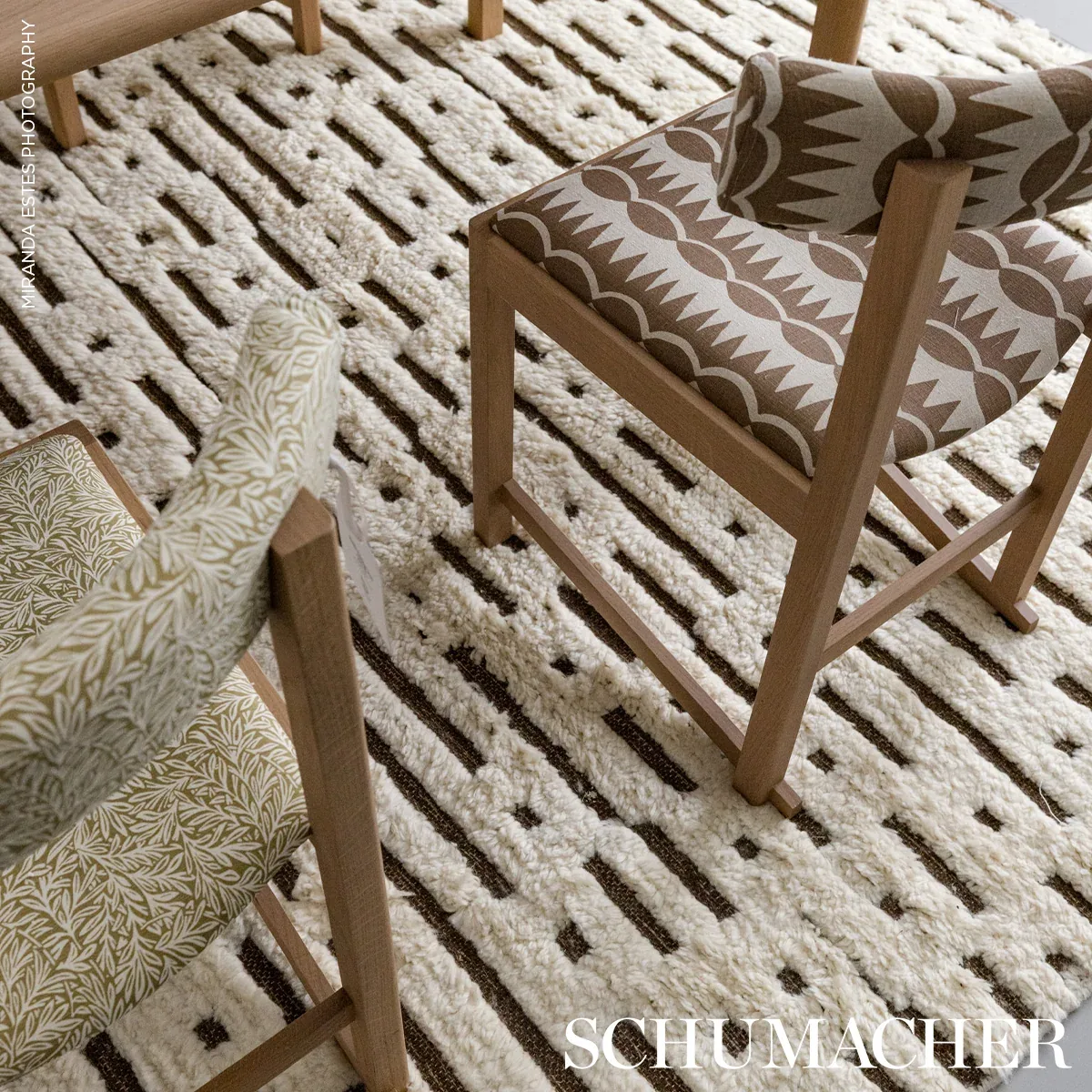 WILLOW LEAF Fabric – MOSS | Schumacher | Wallpaper Twins WILLOW LEAF fabric MOSS color by Schumacher