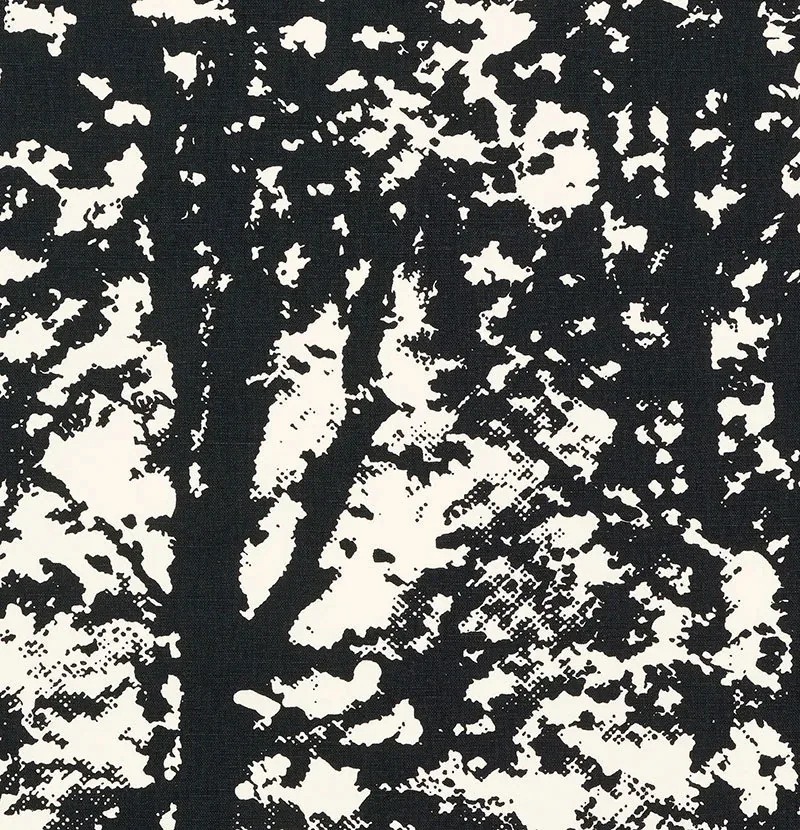 176213 | WOODLAND – BLACK