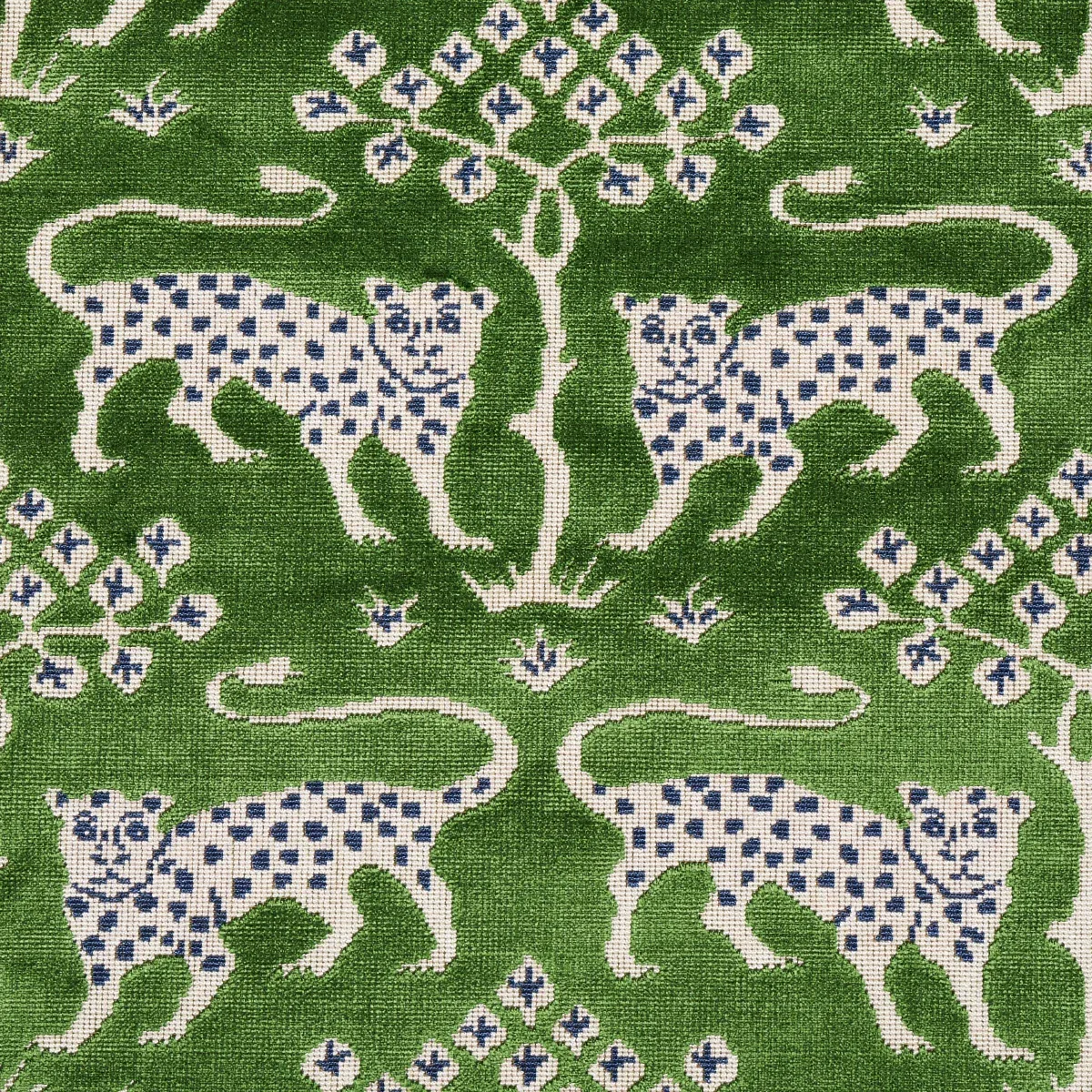 WOODLAND LEOPARD VELVET Fabric – EMERALD | Schumacher | Wall WOODLAND LEOPARD VELVET fabric EMERALD color by Schumacher