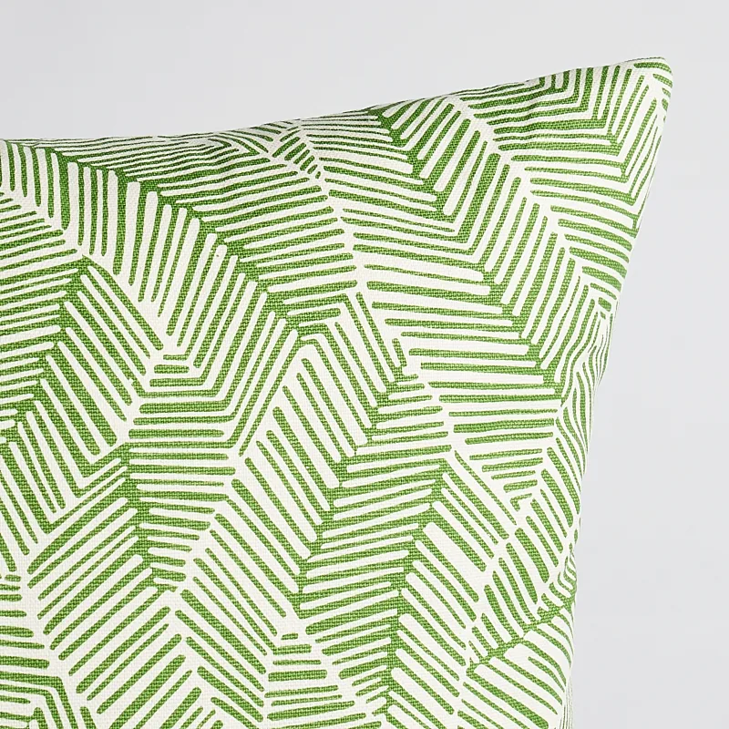 Schumacher Abstract Leaf Pillow in Leaf (SO17622105)