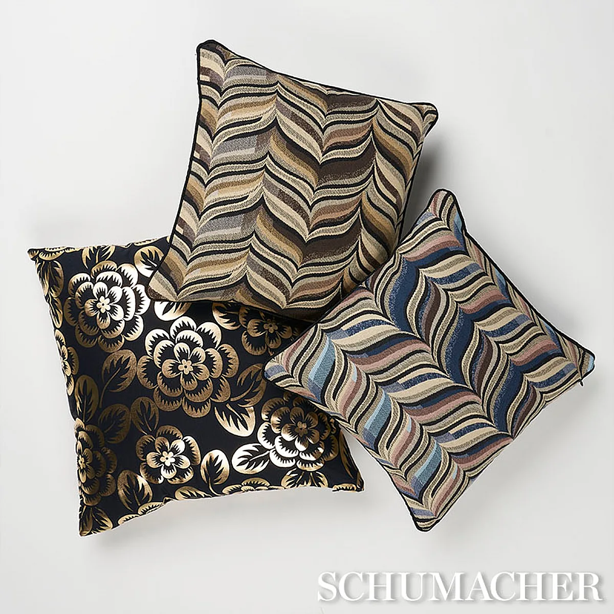 SO18087106 | Angelica Floral Pillow - Gold & Noir Schumacher Angelica Floral Pillow in Gold & Noir (SO18087106)