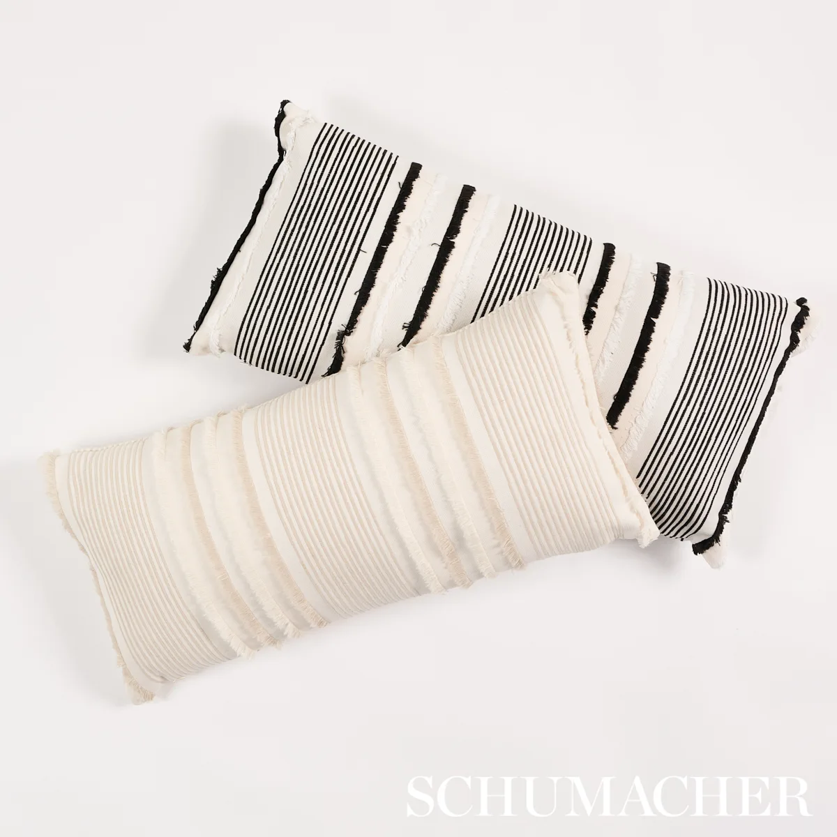 SO8111018 | Billy I/O Pillow - Black Schumacher Billy I/O Pillow in Black (SO8111018)