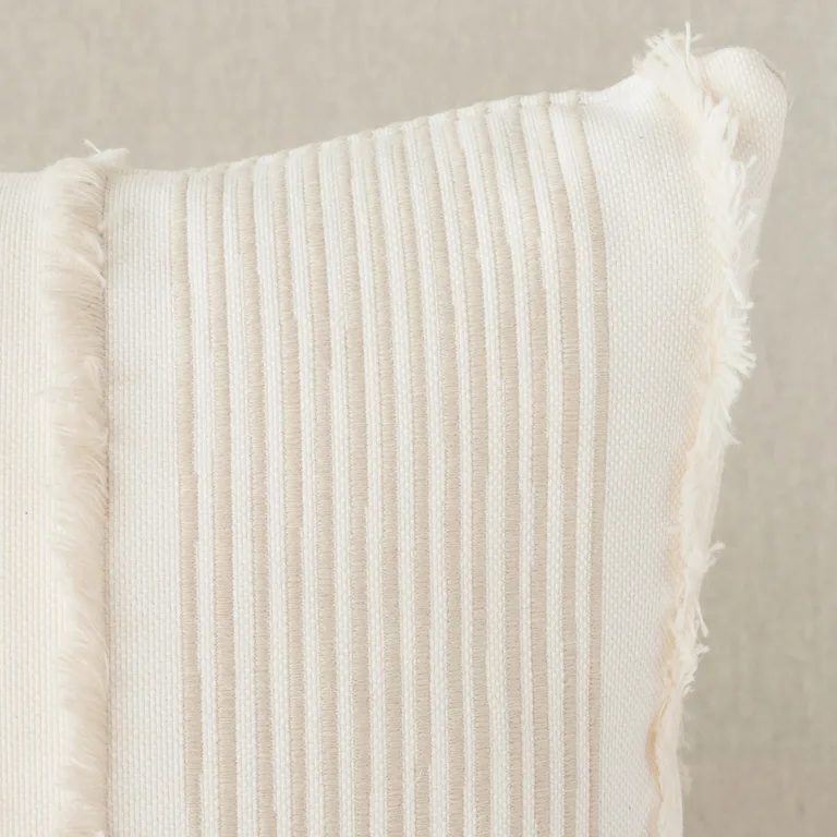 Schumacher Billy I/O Pillow in Natural (SO8111118)