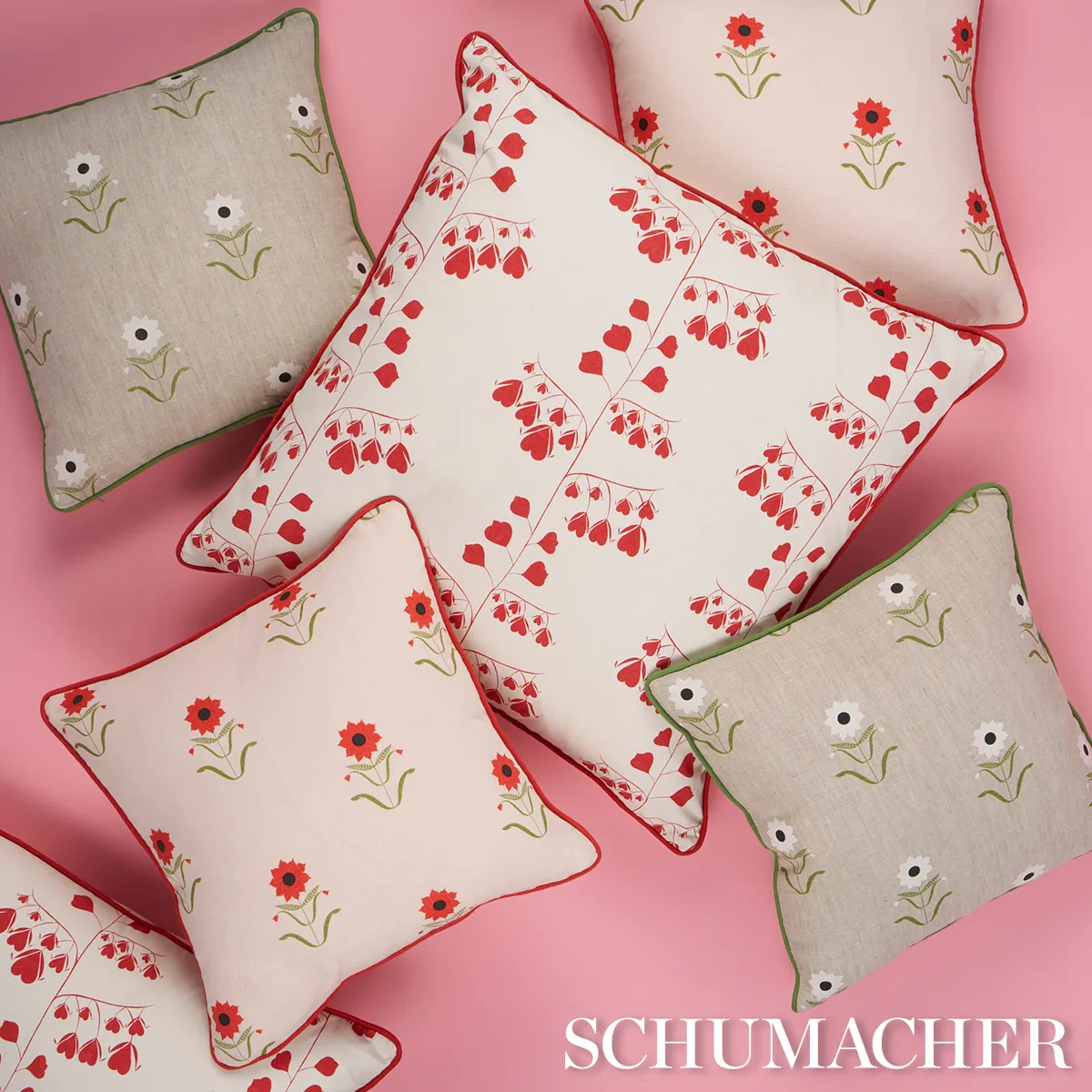 SO18196007 | Bleeding Hearts Pillow - Red Schumacher Bleeding Hearts Pillow in Red (SO18196007)