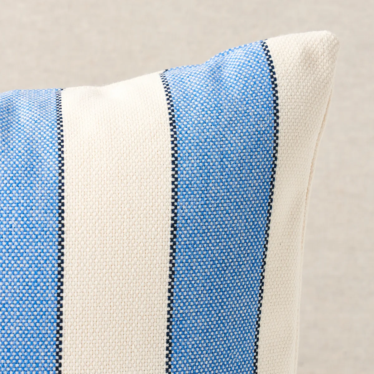 Schumacher Blumont Indoor/Outdoor Pillow in Blue (SO7905018)