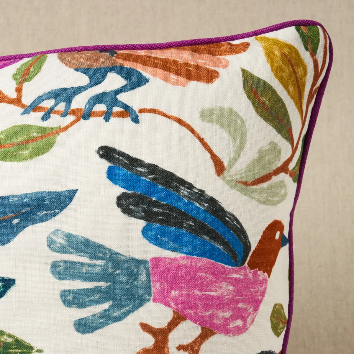 SO18085006 | Canopy Pillow - Multi Birds Schumacher Canopy Pillow in Multi Birds (SO18085006)