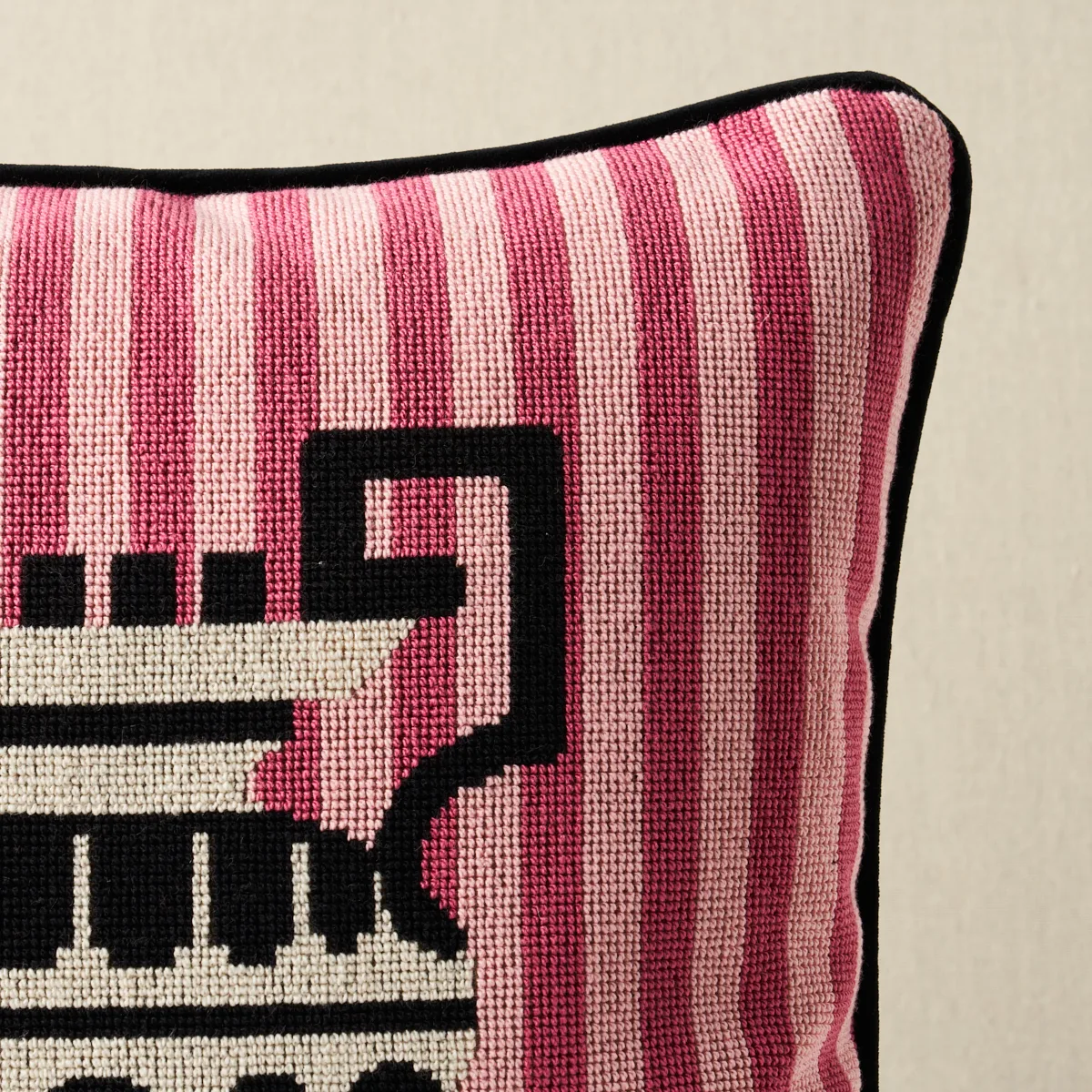 SO8214203 | Clermont Épinglé Pillow - Pink Schumacher Clermont Épinglé Pillow in Pink (SO8214203)