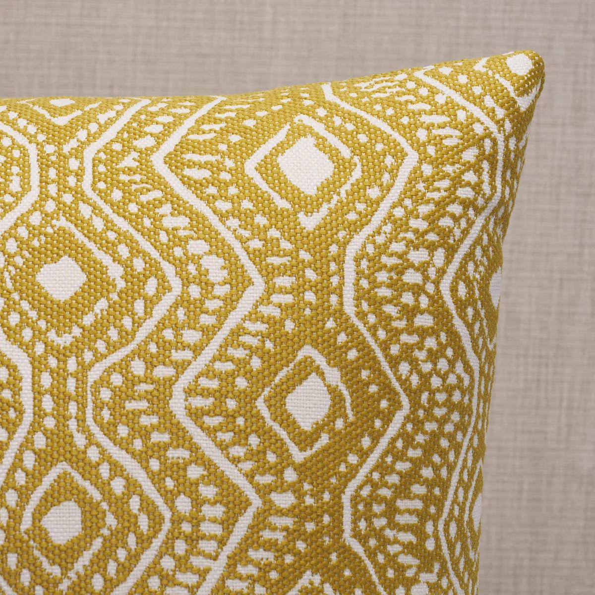 Schumacher Colma I/O Pillow in Marigold (SO8424005)