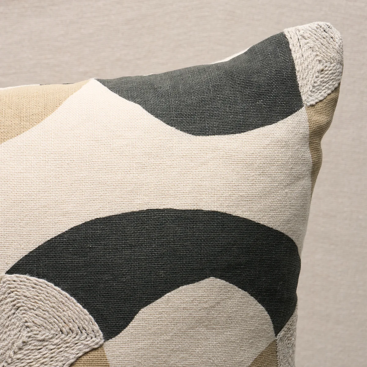 Schumacher Conrad Pillow in Dune (SO18228106)
