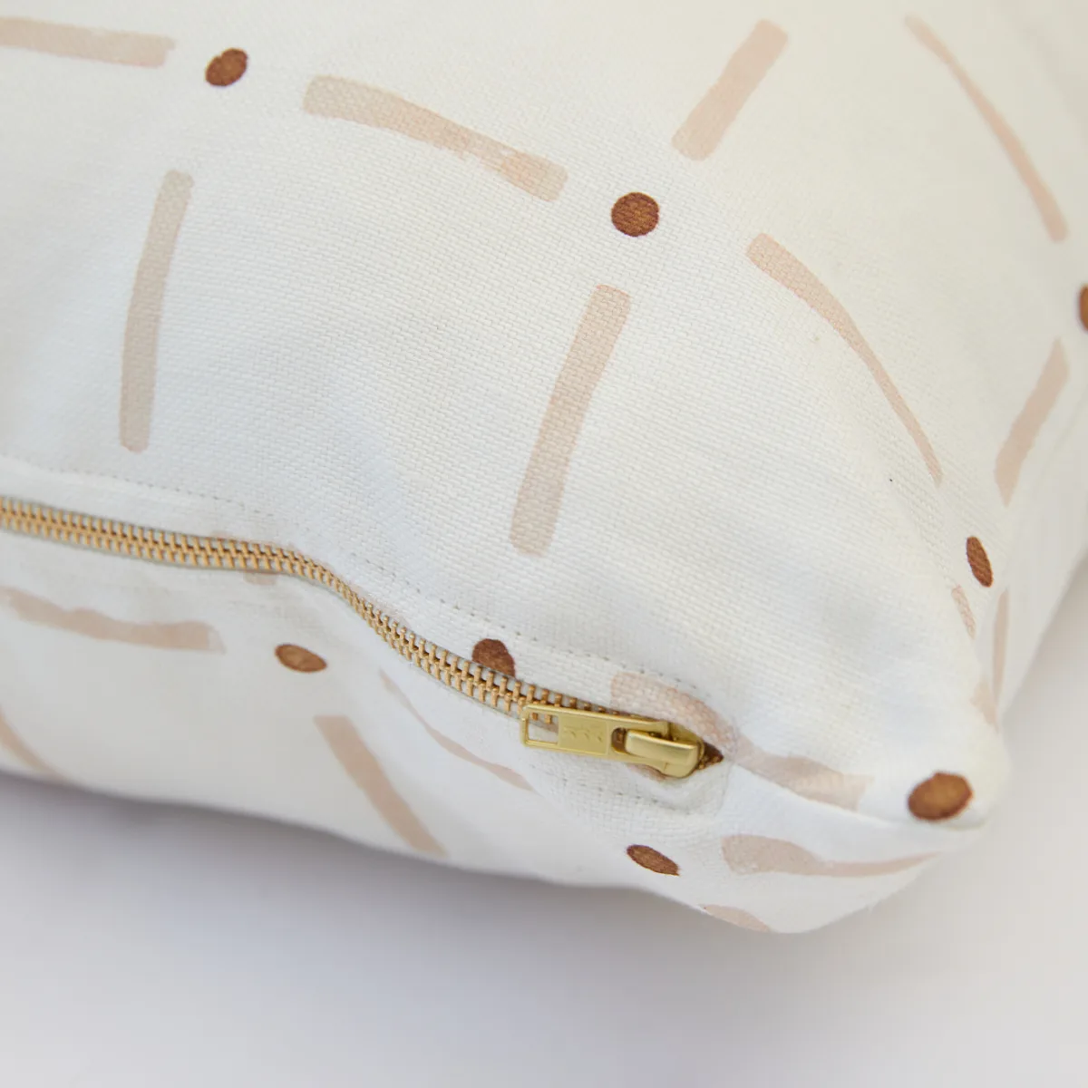 Schumacher Drifting Grid Pillow in Petal (SO0001806)