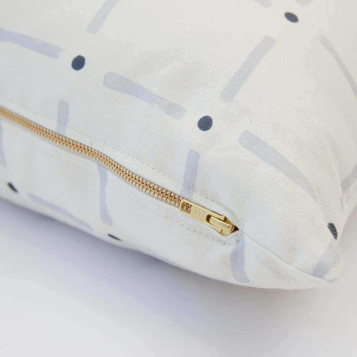 Schumacher Drifting Grid Pillow in Sky (SO0001906)